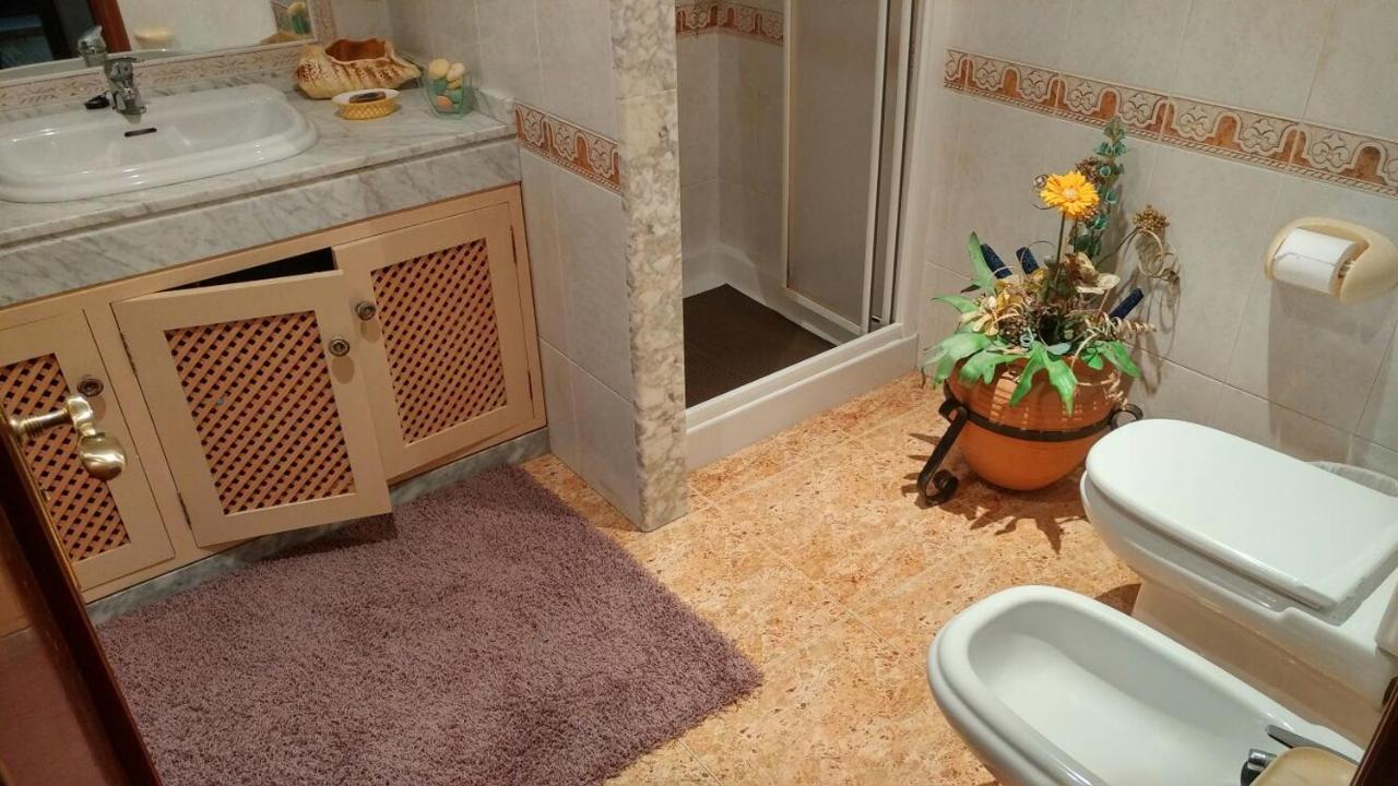 Apartamento Revolta Noalla  Bagian luar foto